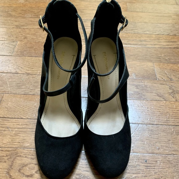 BCBG Leissa Black Block Heels Pumps Size Black - 9M - Picture 1 of 16